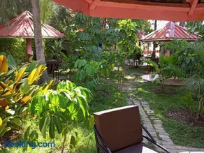 BeachView Hotel - Image 1