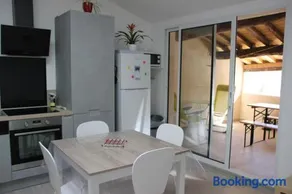 chez Pauline - Image 1