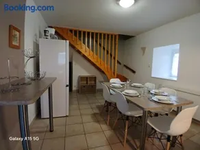 Maison ancienne rénovée avec terrasses, jusqu'à 6 personnes, La Gaubretière - FR-1-426-154 - Image 2