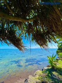 O'coco Bungalow- Breathtaking waterfront views, endless memories - Image 1