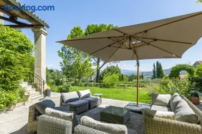 La Maison Sambuc Village house for rent with pool in Luberon - Image 2