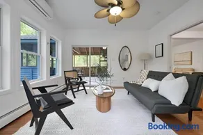 Peaceful Paradise , Dream Holiday Home in Woodridge - Image 1