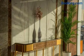 Violette Elit Serviced Apartments - Image 2