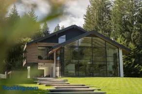 Minka - nordic cabin hideaway - Image 2