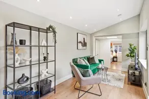 Charming Wimbledon 3-Bed Apt with Outdoor Area - Image 4
