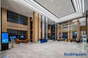 Mehood Lestie, Dongguan International Exhibition Center - Image 5