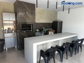 Refúgio Privativo Área Gourmet, Piscina & Karaokê - Image 2