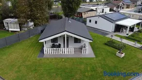 Welkom Bij Mario, Een Charmante Chalet Gelegen Aan Een Vijver In Bosrijke Omgeving Waar Je Tot Rust Kan Komen. - Image 5