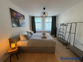 Moderne Designwohnung für 6 Personen mit 2 Bädern - Image 2