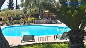 Aphrodite Studios & Pool - Image 1