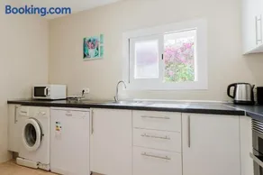 Splendida casa totalmente attrezzata con terrazza, griglia e giardino | Accanto alla spiaggia - Image 4