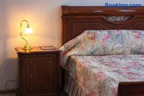 Astoria Lux - Image 4