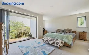 Avocet, your modern home on the Estuary! - Image 5