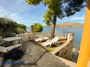 Seaview & Beachfront Apartments Jakov - Image 5