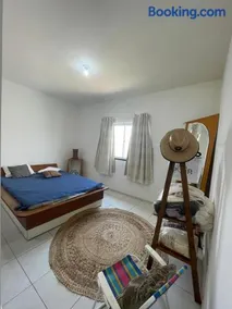 Ancuri retreat with backyard and barbecue area - Image 1
