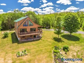 Spacious Log Home Overlooking 40 White Mnt Peaks: Host Weddings - Image 1