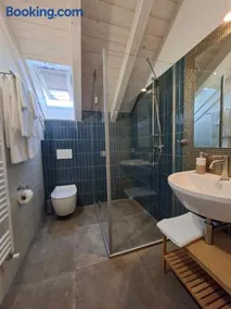 Villa Grappoli - lakeside apartments with balcony and lake view - Image 3
