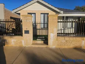Cozy and Compact Holiday and Business Home - Image 2