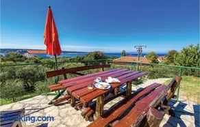 Gorgeous Apartment In Supetarska Draga With Sauna - Image 4