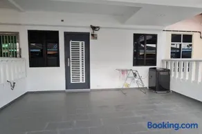 Voon 4 bedroom homestay Mersing - Image 2