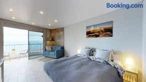 Cosy Ocean View Studio 1 - Image 2