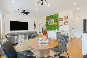 Perfect Austin Townhome,12 min to Downtown - Image 1