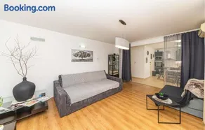 Three-Bedroom Holiday Home In Kastel Stafilic - Image 3