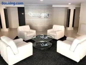 Luxurious Apartment in Brossard with Terrace - Image 4