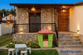 Omonia Beach House 2 - Image 1
