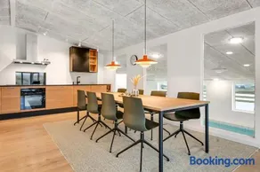 Moderniseret, Flot Poolhus Til 8 Personer Sj270 - Image 2