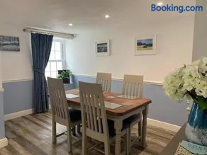 Beautiful Cottage in Central St Columb Major - Image 2