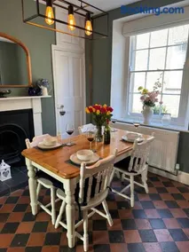 2 bed period cottage sleeps 4 in central Crickhowell - Image 4