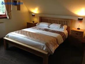 Thistle Cottage - Image 2