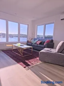 The View - Image 1