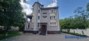 Chernivtsi Apartments - Image 2