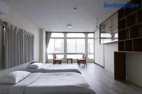 南栄駅1分 3寝室 最大9名 キッチン付一棟貸し パーキング1分 Showa Retro Japanese House 1min Station Entire Home for 9 - Image 2