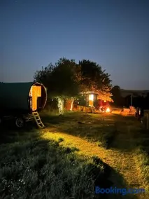 The gypsy wagon - Image 2