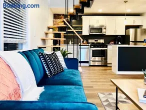 Rivertown Retreat in Downtown Verona - Image 2