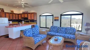 Ocean view casita in Palo Blanco - Image 2