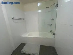 Cosy Retreat in Central Location - Image 2