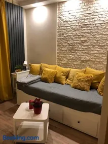 Nowoczesny pokój w spokojnej okolicy - Image 3