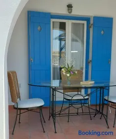 Cycladic Elegant Apartment - Image 2