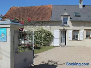 Gîte cosy en tuffeau, rénové, au cœur de la Touraine, proche châteaux, cour privative, vélos, non-fumeur - FR-1-381-209 - Image 1