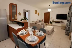 Indaba Luxury Apartments - Image 4