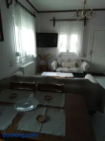 EvropisHouse 2 - Image 2