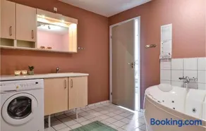 6 Person Holiday Home in Hvide Sande - Image 2