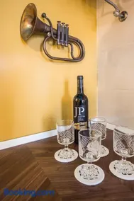 YBaixa - Boutique Apartments - Image 4