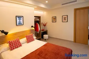 Luz House Marbella Hostal - Image 3