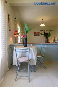 Village house xatzis - Image 3