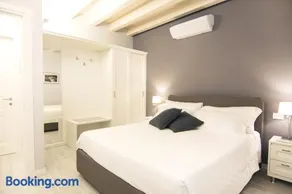 LA QUADRA SUITES - The super central apartments in Iseo, with daily housekeeping included! - Image 3